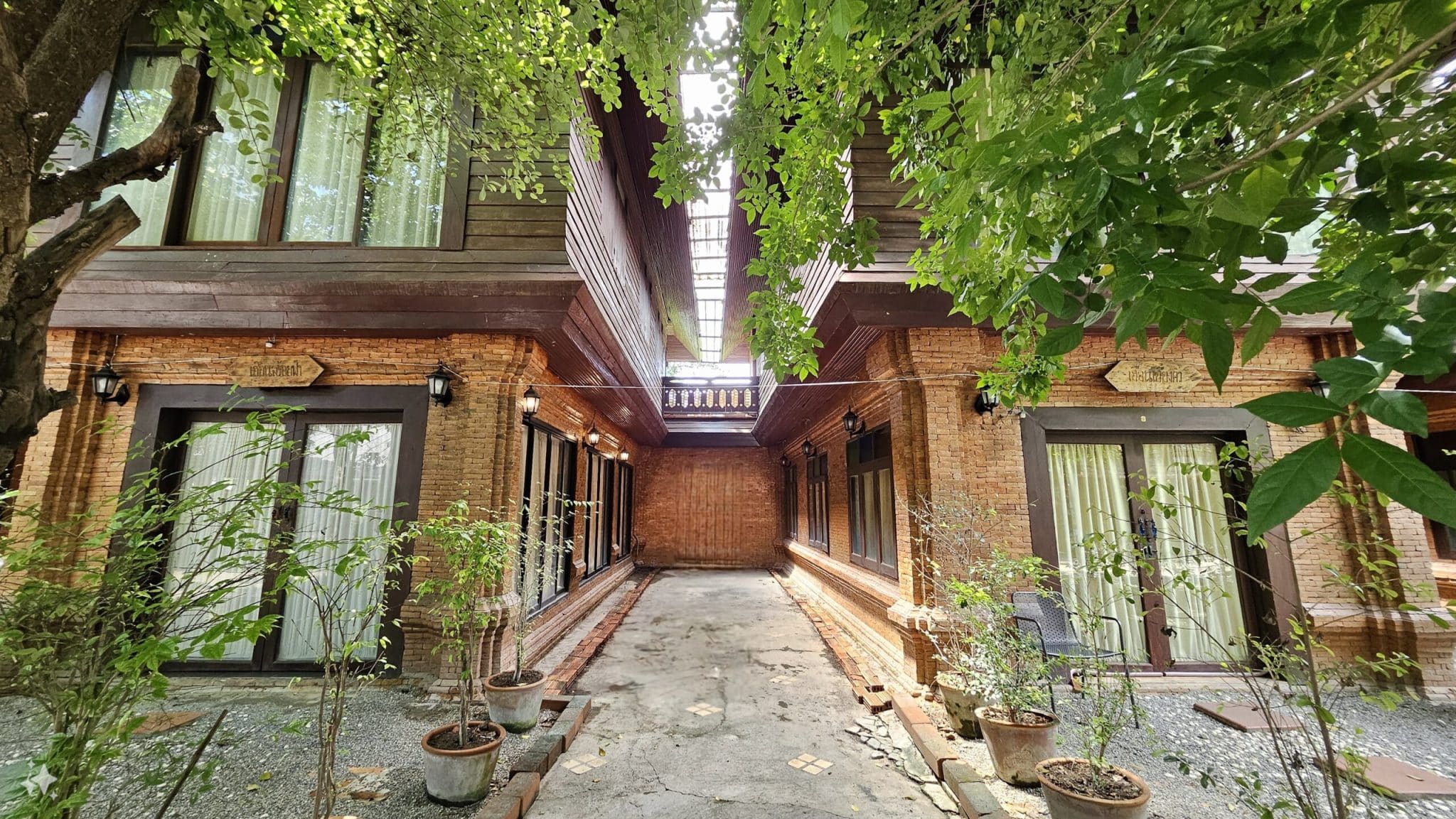 Baan Lalisa Nursing Home Hang Dong