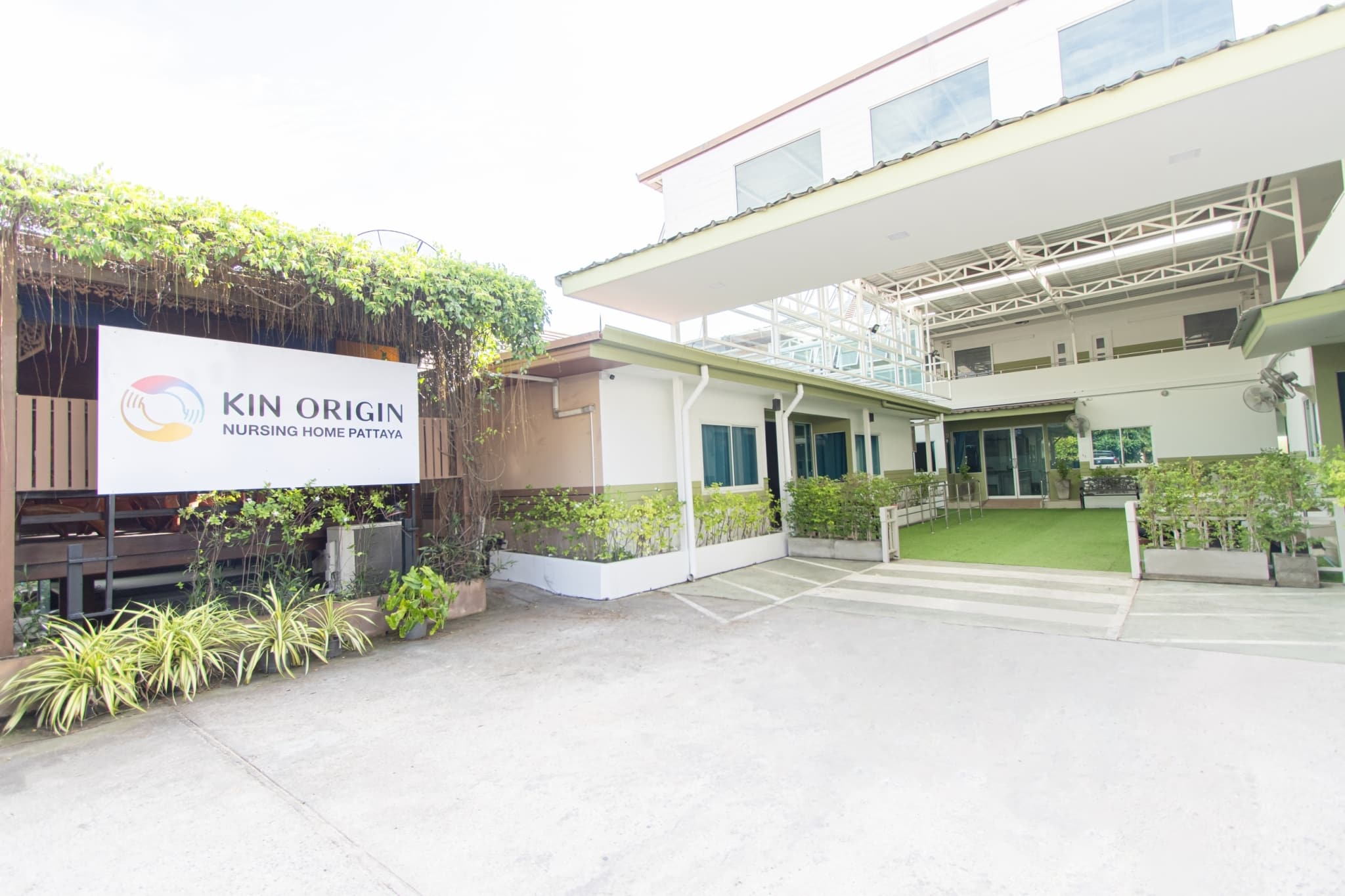 Kin Origin Health Care KIN Origin Nursing Home Pattaya - SeniorLivingAbroad
